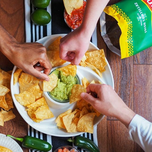 Cazo De Oro Fire Roasted Hatch Chile Corn Tortilla Chips 11oz bag (Case Pack of 9)
