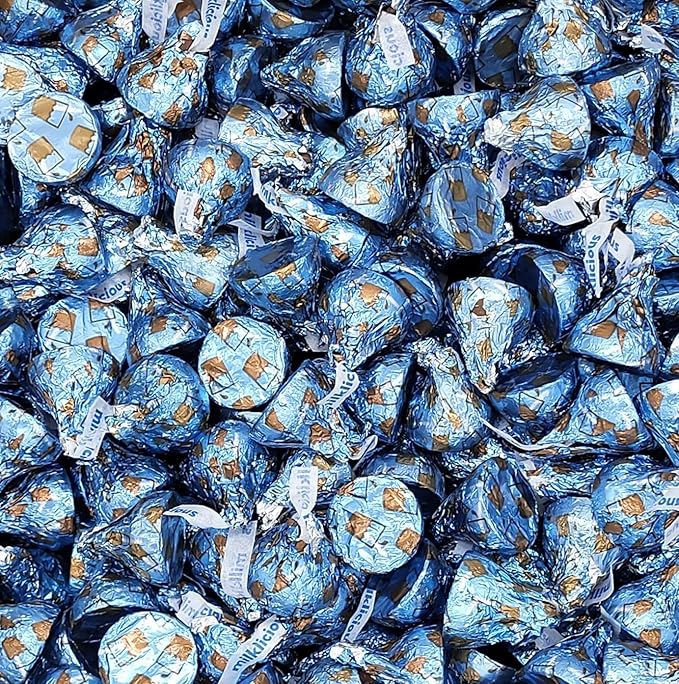 Hersheys Kisses Milklicious Milk Chocolate with Creamy Chocolate Milk Filling - Approx 300 Individually Wrapped Easter Candy Bulk Bag - 3 Pound