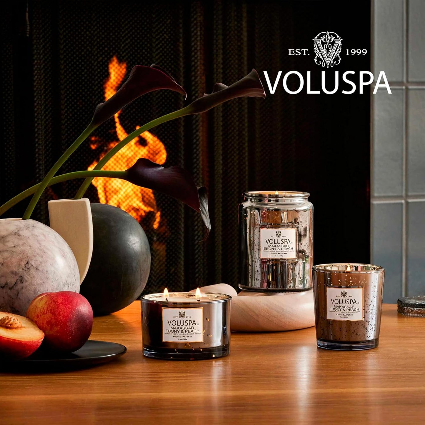 Voluspa Makassar Ebony & Peach, Mini Tin Candle, 4 oz, 25 Hour Burn Time, Coconut Wax for Clean Burning, Handcrafted in The USA