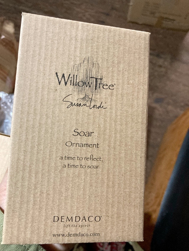 Willow Tree Soar Ornament Sculpted Hand-Painted Figurine #27577