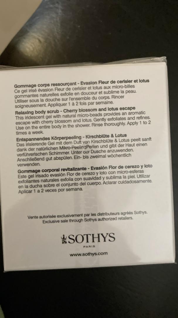 Sothys Relaxing Body Scrub - Cherry Blossom & Lotus Escape 200ml Womens Skin