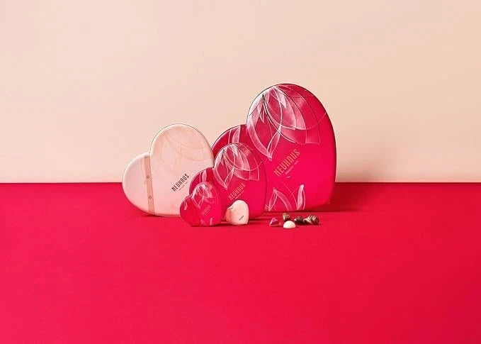 Neuhaus Belgian Chocolate 2024 Valentine Chocolate Heart Medium – 28 Pieces Assorted Milk, White & Dark Chocolate Pralines – Romantic Gift - Gourmet Chocolate Gift
