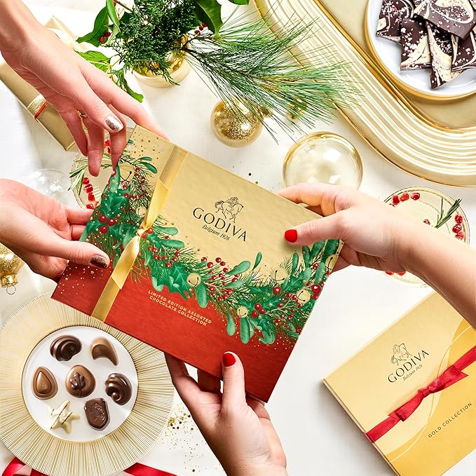 Godiva Belgium Limited Edition Christmas Box 15.1 oz box 36 piece
