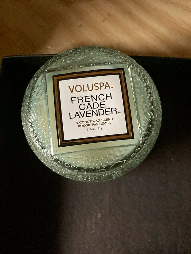 Voluspa French Cade & Lavender Macaron Candle