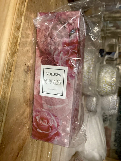 Rose petal Icecream Moisture Milk