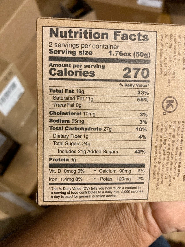 Jelina chocolate crunchy pecan caramel 3.52 oz bar