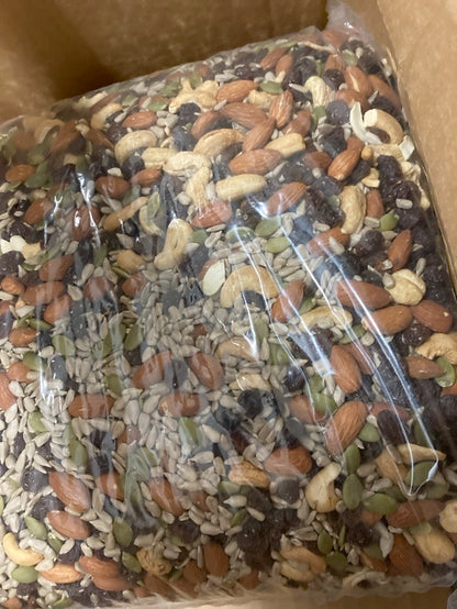 Nassau candy dieter’s delight trail mix 10 lbs
