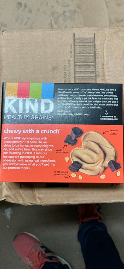 Kind Healthy Grains Granola Bars Peanut Butter Dark chocolate chewy with a crunch 1.2 oz Bars total weight 6.2 oz