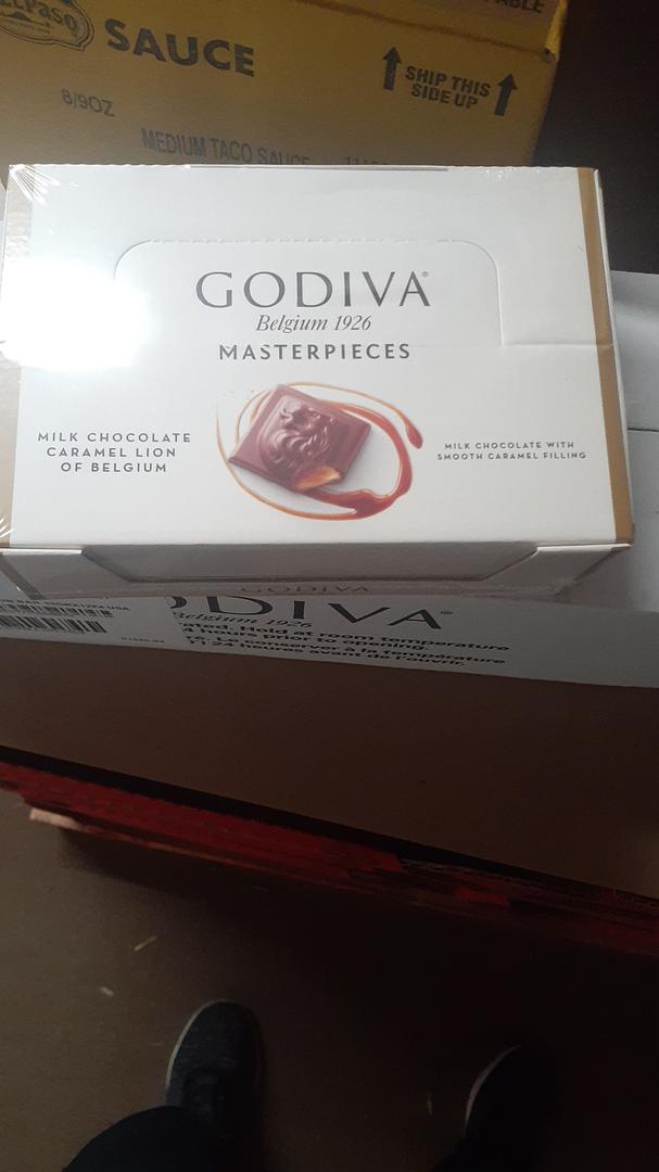 Godiva Masterpieces Milk Chocolate Caramel Bar 1.1 oz bars (Case Pack of 12)