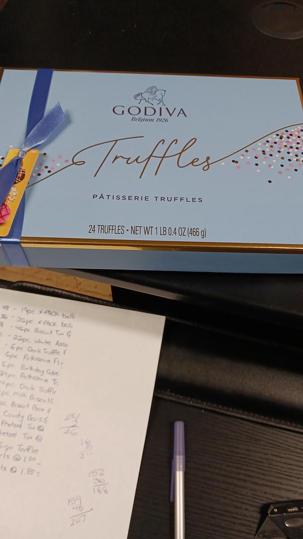 Godiva Patisserie Truffles 1 lb 0.4 oz box 24 piece