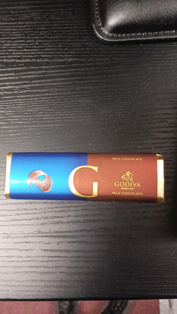 Godiva Chocolatier Solid Chocolate Bar 1.5 Ounce Bar