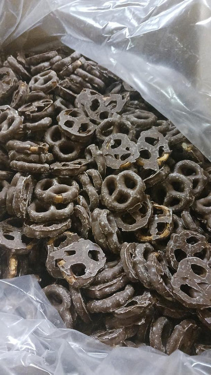 Pure Milk Chocolate Covered Pretzels 15 lb box