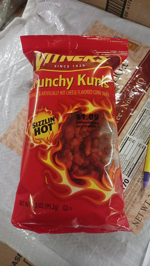 Vitner's Sizzlin Hot Crunchy Curls 3.5 oz bag