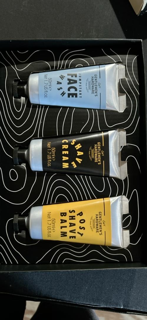 Gentlemen’s Hardware Close Shave Kit