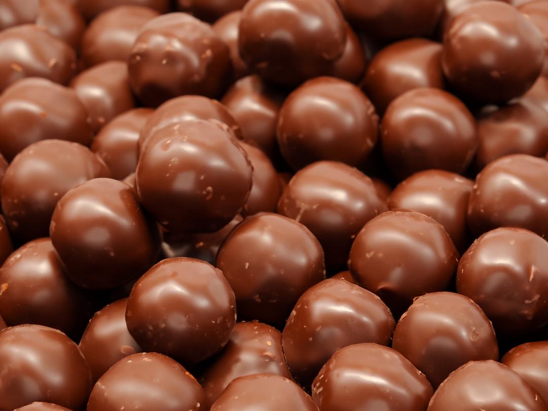 Delicious Pumpkin Spice Malt Balls By RawJoy