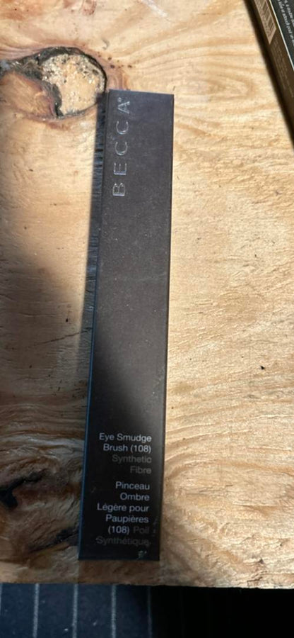Becca Eye Smudge Brush (108)