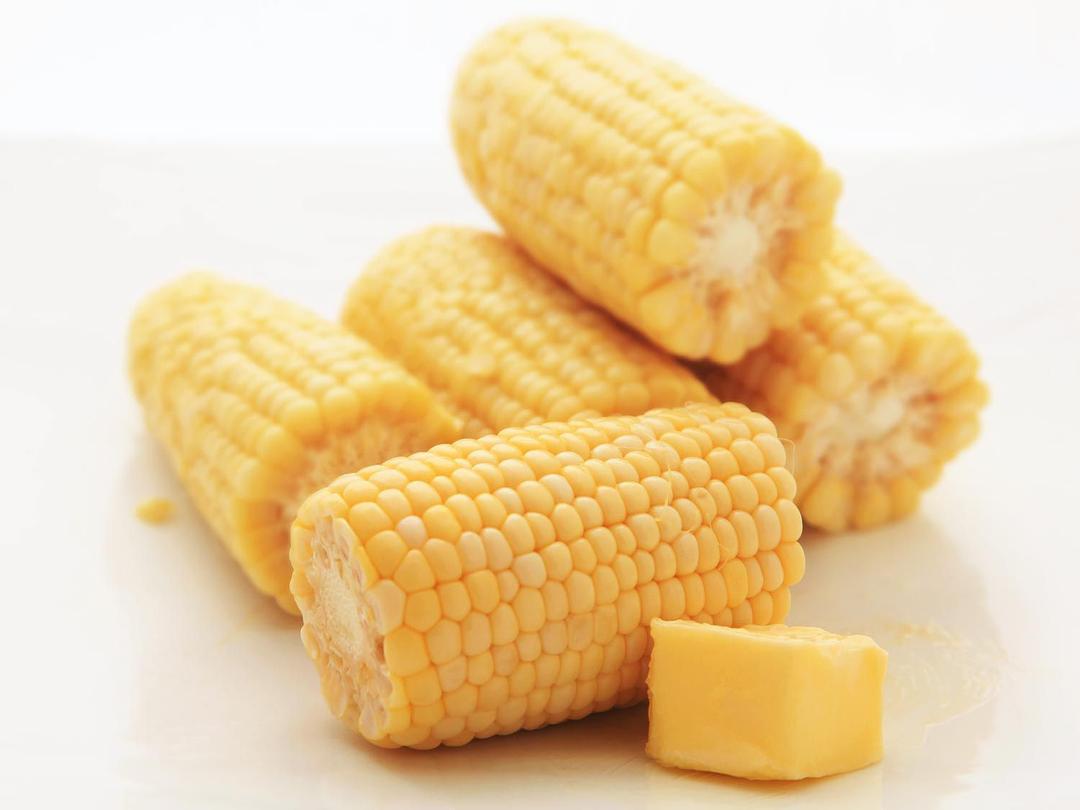 Organic Fresh Corn Cobs by RawJoy Farms